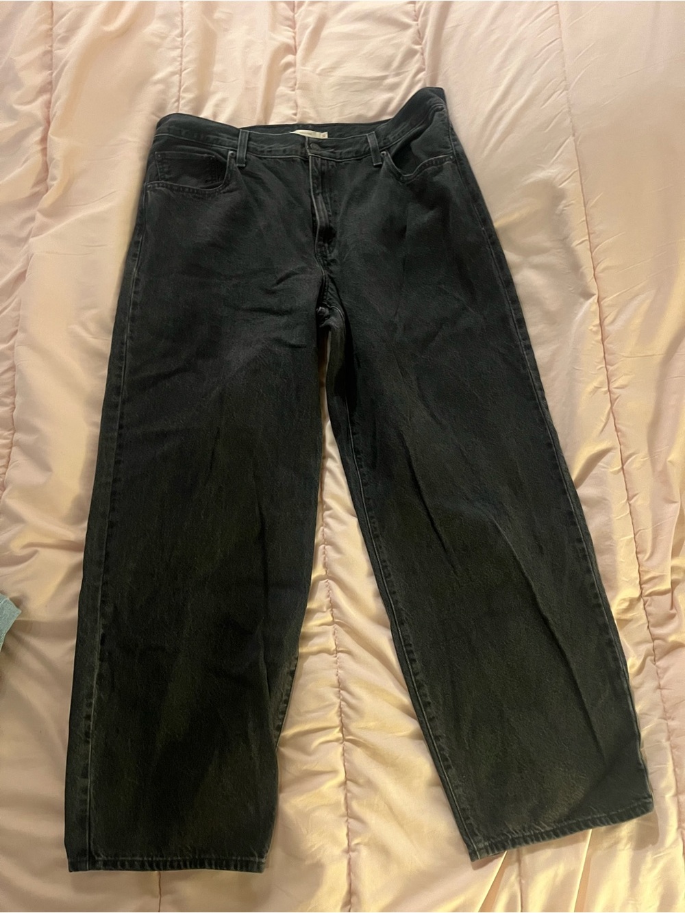 Levi’s baggy dad jeans